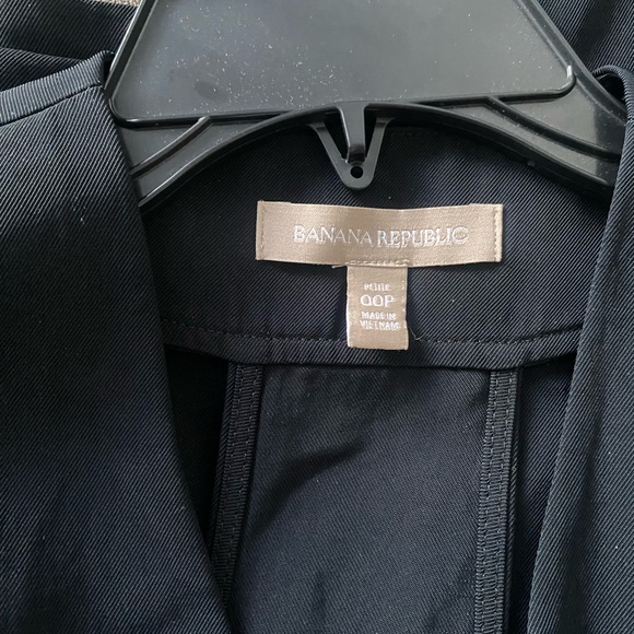 Banana Republic racerback shift dress - Picture 3 of 5